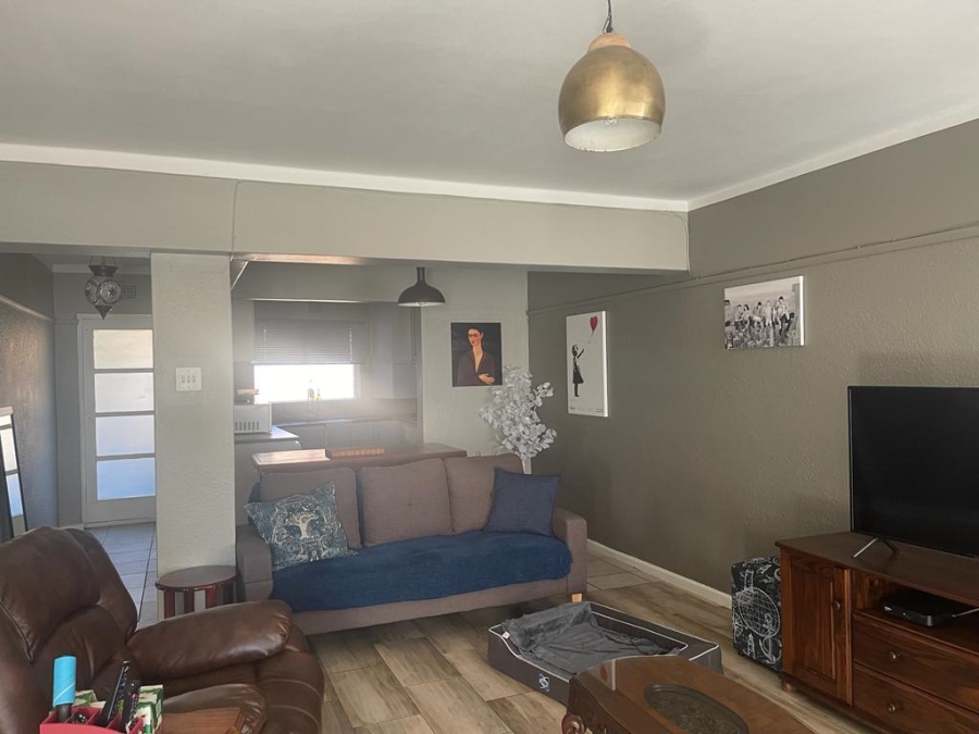To Let 2 Bedroom Property for Rent in Sea Point Western Cape